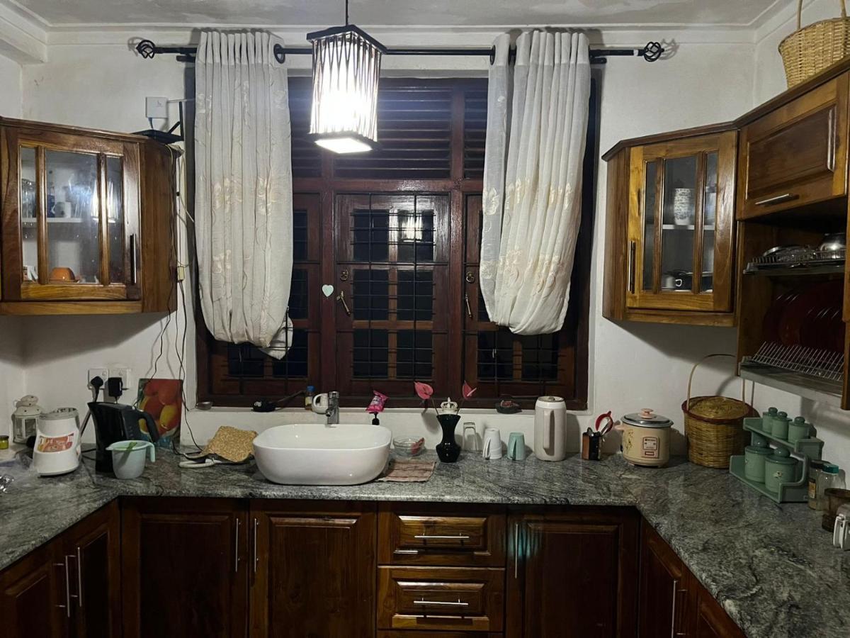 Ferienwohnung Rustic Mahaweli Kandy Exterior foto
